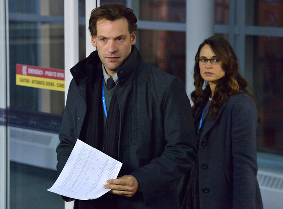 The Strain, Corey Stoll, Mia Maestro The Strain, Corey Stoll, Mia Maestro